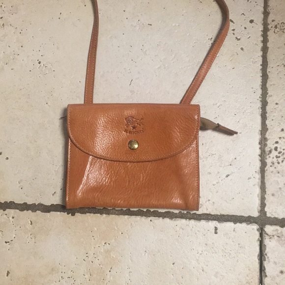 IL BISONTE Handbags - IL BISONTE CROSS BODY HANDBAG